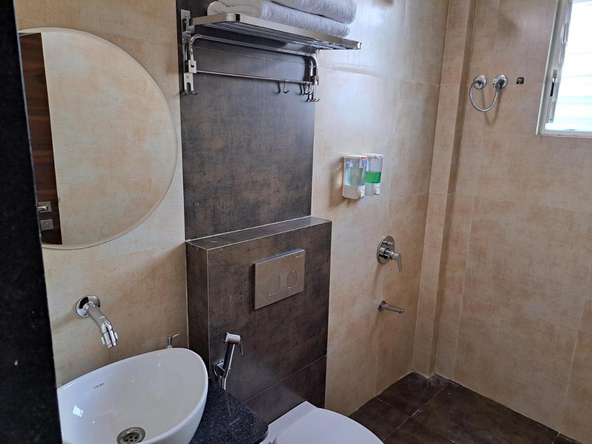 Hotel Bouquet Residency Nashik Exterior foto