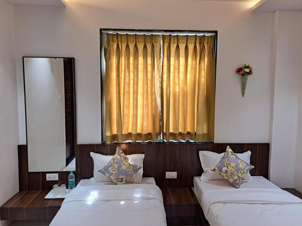Hotel Bouquet Residency Nashik Exterior foto